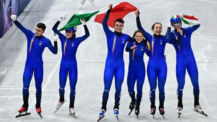 Italia, medaglia d'oro nello short track