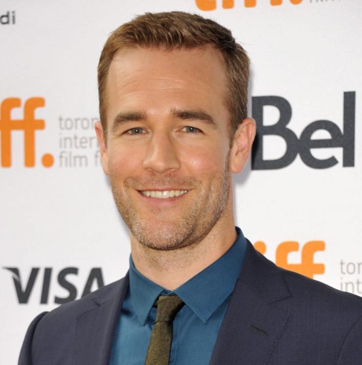 E' morto James Van Der Beek, star di Dawson's Creek: aveva 48 anni 