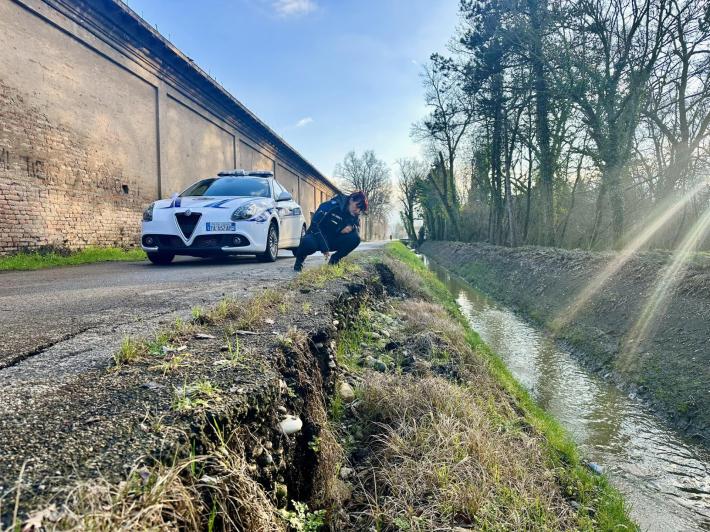 Pericolo per il cedimento di un pezzo di strada