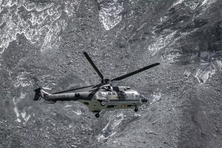 Svizzera, deraglia treno con 80 passeggeri: ci sono feriti. &laquo;Convoglio colpito da valanga&raquo;