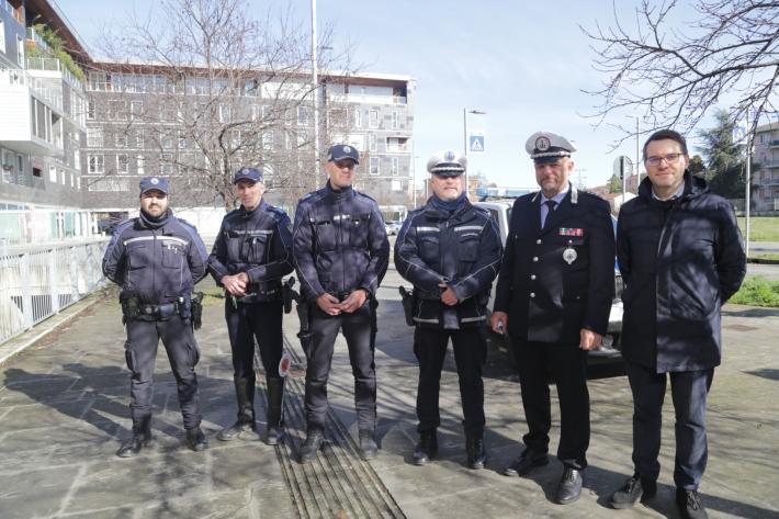 Presidio rafforzato a San Leonardo: la polizia locale intensifica controlli stradali, commerciali e antidroga