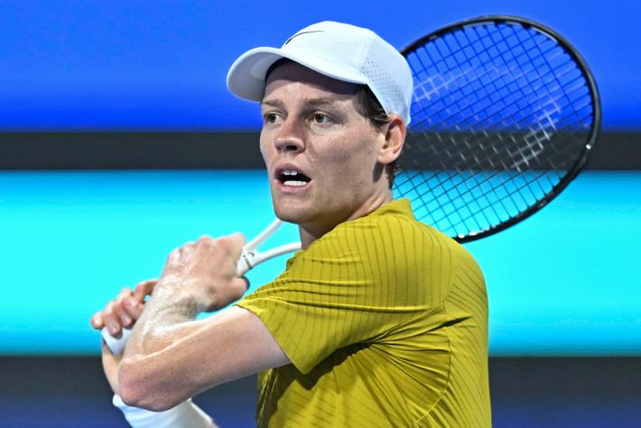 Sinner eliminato a Doha: Mensik sorprende l'azzurro e vola in semifinale