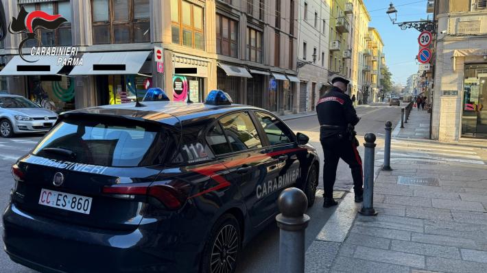Parma: con una scusa si intrufola in un condominio per rubare una mountain bike. Arrestata 30enne italiana  
