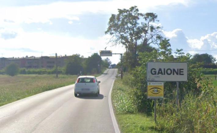 Due ciclisti sono stati investiti da un&rsquo;auto a Gaione