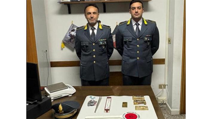 Sequestrati 6 chili di lingotti d'oro e diamanti per 800 carati