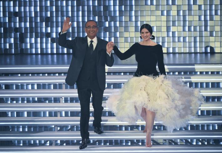 Sanremo, stasera la finale delle nuove proposte e tanti ospiti - La scaletta della terza serata