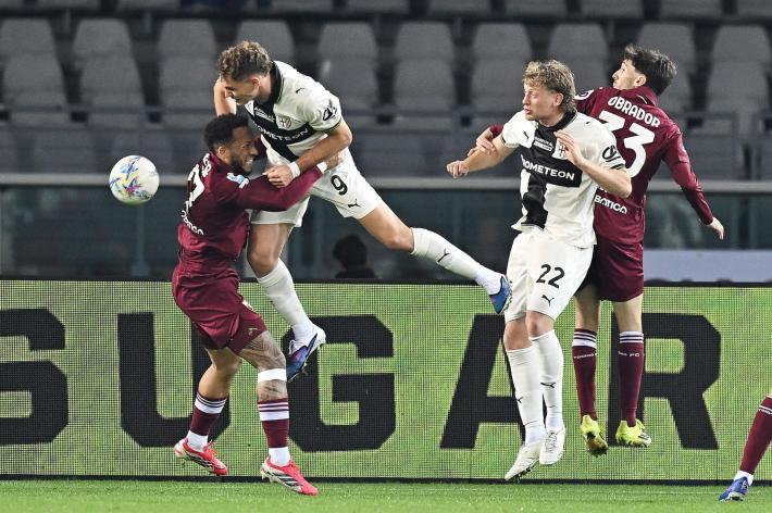 Parma, chi si rivede: D'Aversa. Crociati a Torino per mantenere l'imbattibilit&agrave; - 1' Torino-Parma 0-0