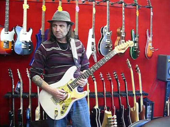 E' morto Phil Campbell,  il chitarrista dei Mot&ouml;rhead