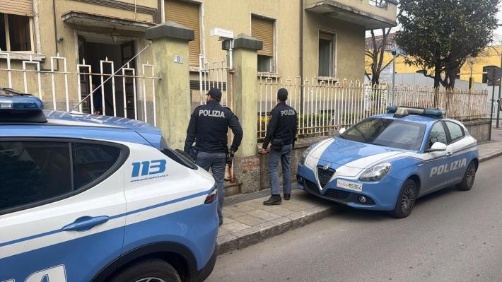 Operazione di soccorso della Polizia di Stato durante intervento dei Vigili del Fuoco per incendio in appartamento - Tutti in salvo  
