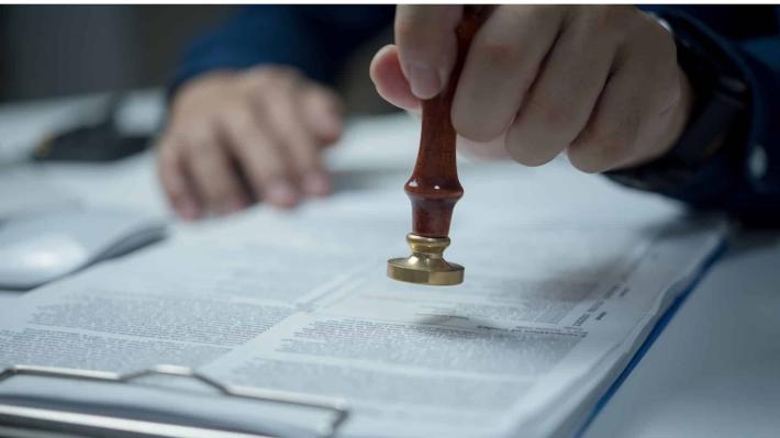 Spar&igrave; nel 2015, i resti ritrovati nel '24 ma per l'anagrafe &egrave; vivo