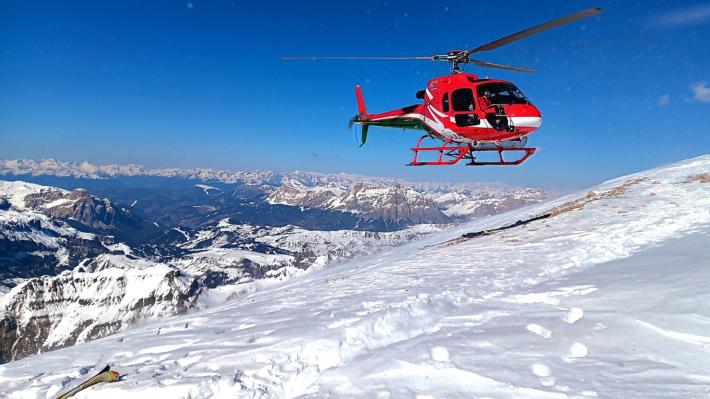 Marmolada, georadar e droni per sorvegliare il ghiacciaio di Punta Penia