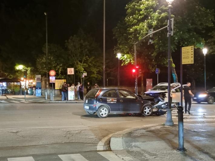 Violento frontale a barriera Farini, un ferito