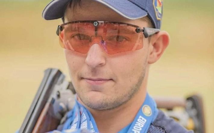 Cade e si spara, morto il campione mondiale juniores di  tiro a volo