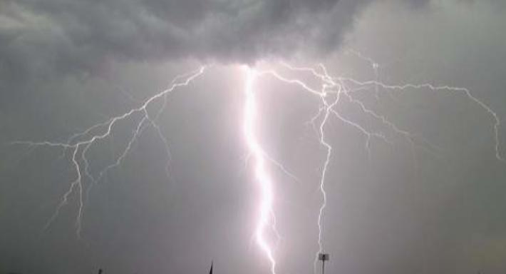 Nel Vicentino fulmine sfiora campo scout,due medicati