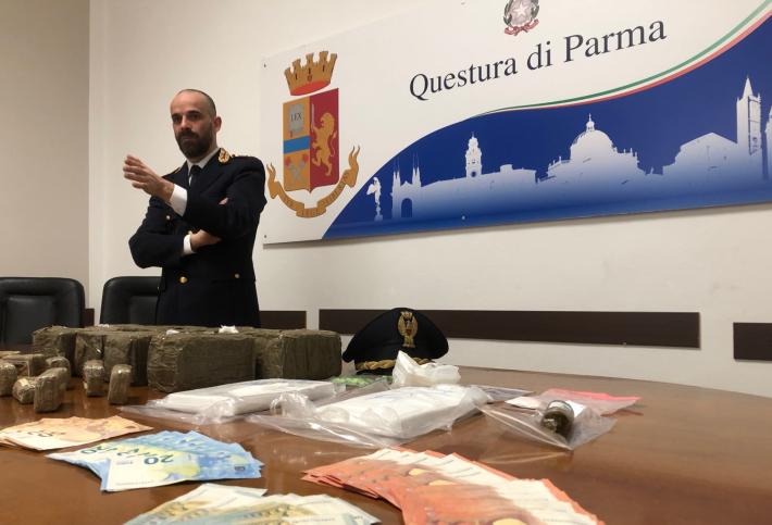 arresti polizia questura
