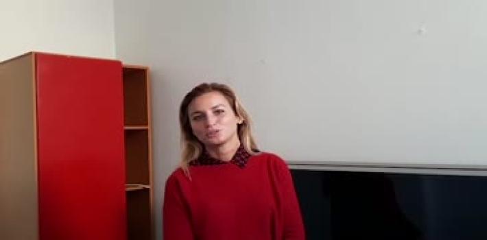 "Venezi neofascista. Non diriga il concerto di Capodanno a Nizza". Solidariet&agrave; dall'Italia. Sangiuliano:  "E' una grande artista"