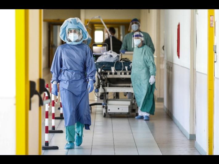 Covid: Ue, con Omicron vaccinazione piu' urgente che mai