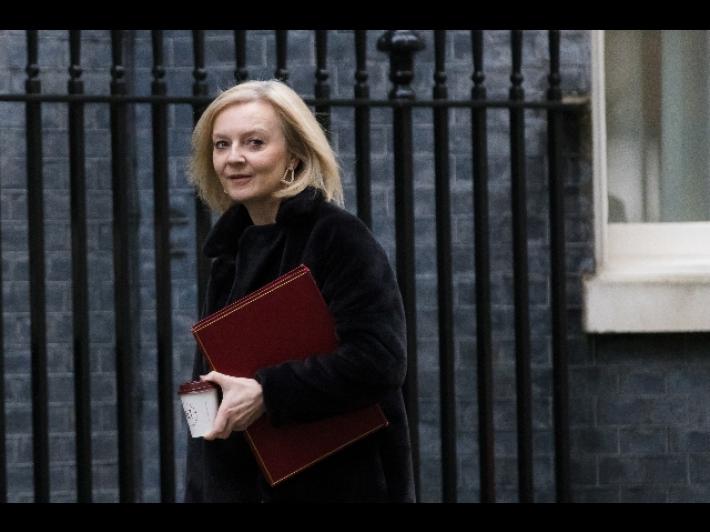 Oltre 1000 sanzionati da Gb, anche  figliastra Lavrov