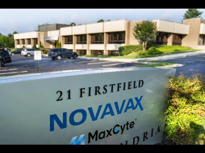 L'Ema d&agrave; il via libera al vaccino Novavax