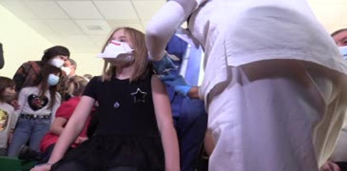 Tre opn day vaccinali per i bambini 5-11 anni senza prenotazione. Domani il primo