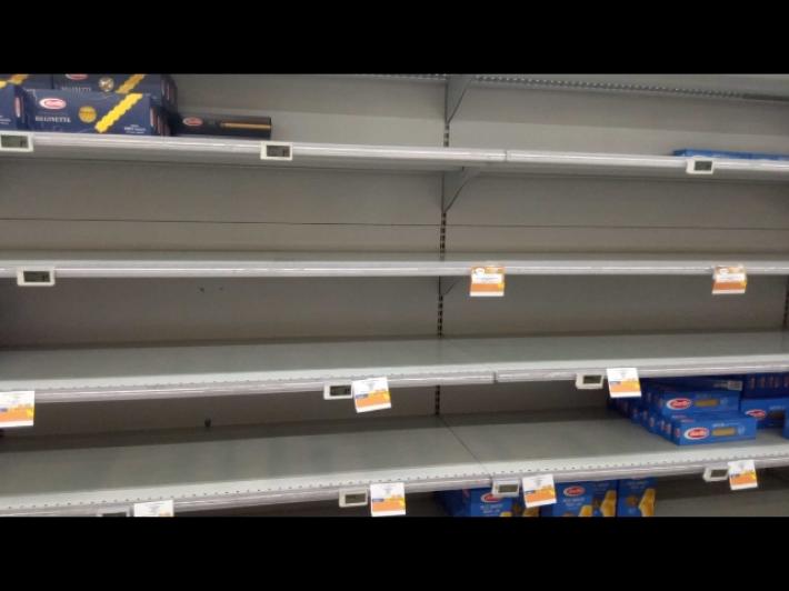 Caro carburante: altre "razzie" di pasta in market Sardegna