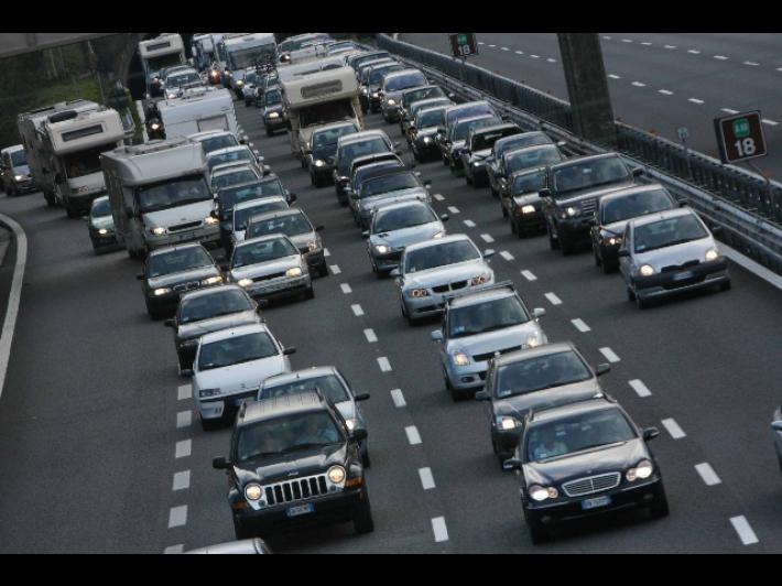 Esodo estivo, tre giorni di traffico da "bollino rosso" 