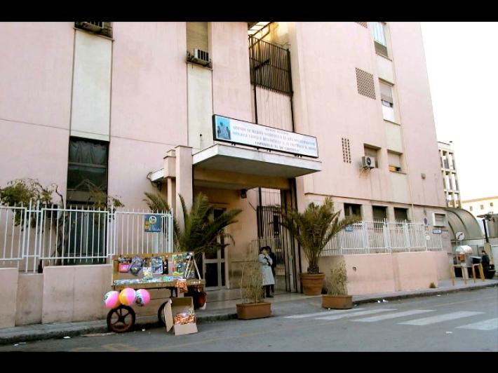 Bimbo ingerisce cannabis, soccorso in overdose