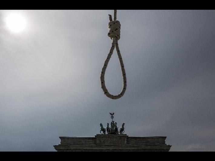 Iran: Ong, messe a morte tre donne, fra cui ex sposa-bambina