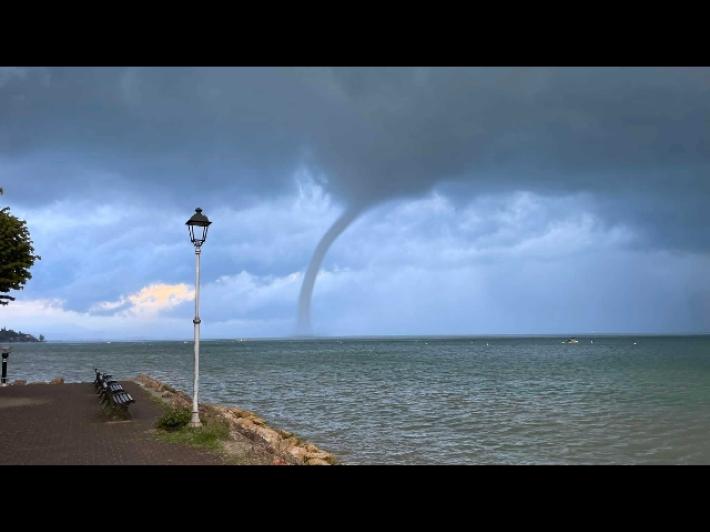 Maltempo: tromba d'aria sul Lago di Garda