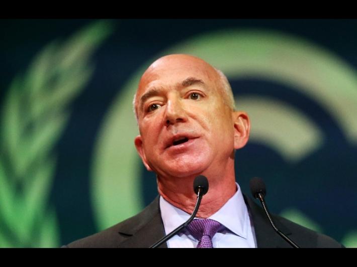 Jeff Bezos promette che doner&agrave; in beneficenza la maggioranza della sua ricchezza (124 miliardi di dollari)