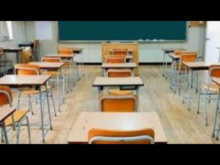 Scuola: studenti, dopo diploma lavoro mal pagato e precario