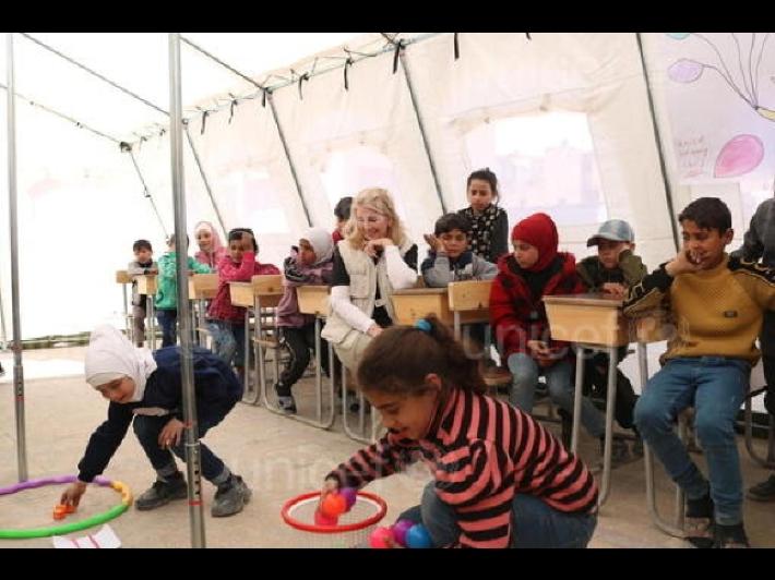 Siria: 'minacce catastrofiche' per i bambini colpiti dal sisma