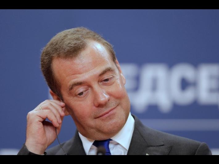 Medvedev,: "I proiettili all'uranio aprirebbero  il  'vaso di Pandora'"