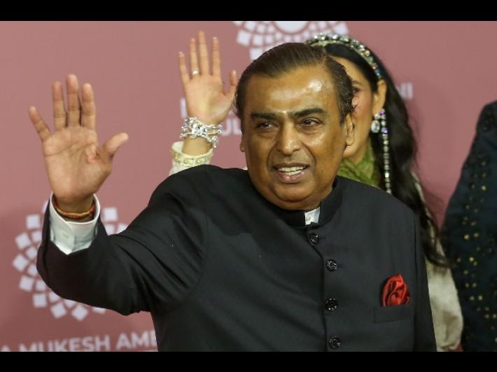 Forbes, l'indiano Mukesh Ambani il pi&ugrave; ricco d'Asia