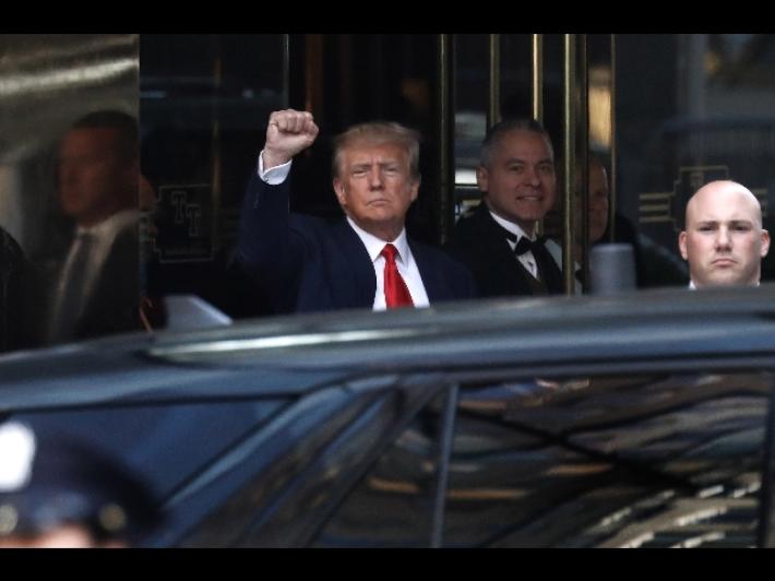 Cnn, Trump ha chiesto espressamente la foto segnaletica