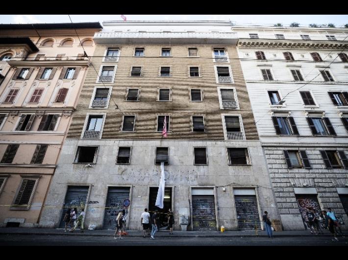 Raggi, 'il governo sia antifascista e a Roma sgomberi Casapound'