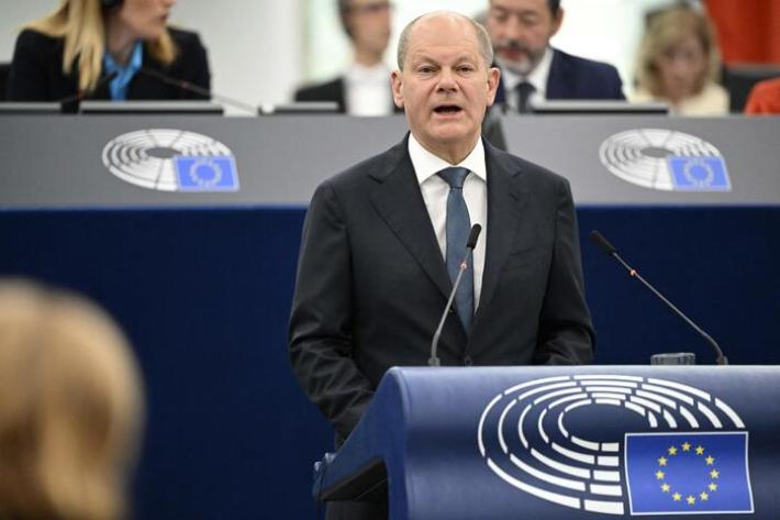 Scholz: "l'Ucraina europea &egrave; la risposta migliore a Mosca"