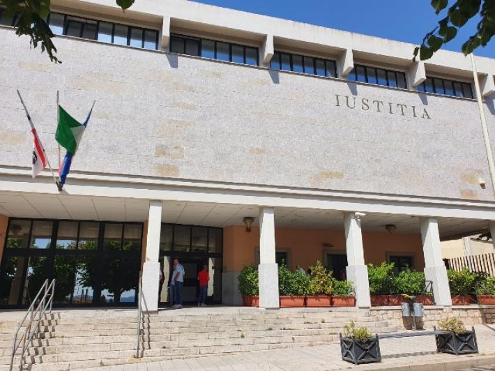 Indagato per un'altra violenza sessuale uno degli amici di Ciro Grillo a processo con lui   per stupro a Tempio Pausania