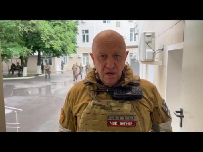 La Wagner si ferma a 200 km da Mosca. Prigozhin: "Torniamo indietro per non spargere sangue russo"