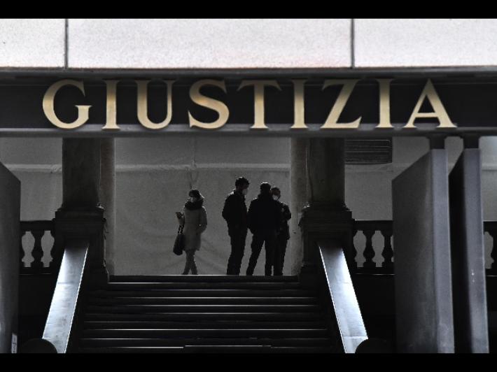 Quindicenne trovata impiccata a Piazza Armerina, per l'autopsia "modalit&agrave; anomale per un suicidio"