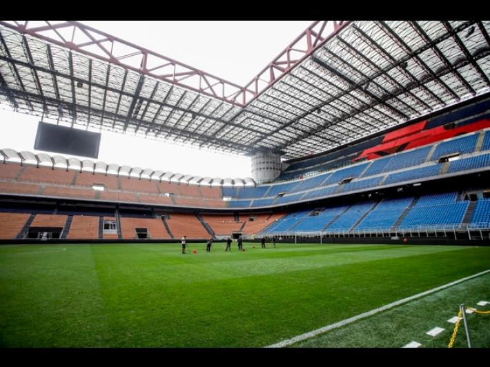 Il Comune di Milano: "Inter e Milan pensano di acquistare San Siro"