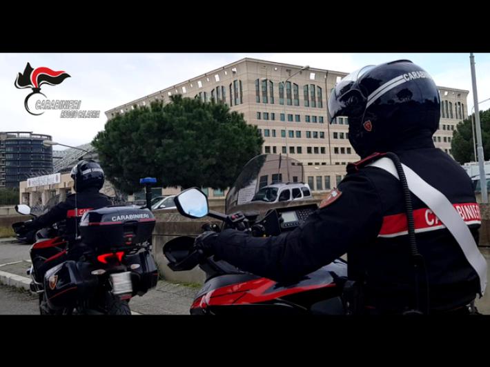 Convocato a scuola aggredisce docente figlio, sar&agrave; denunciato