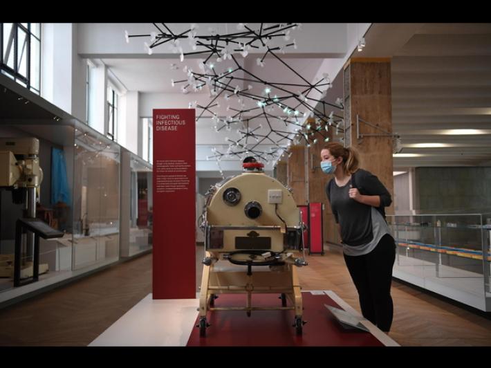 E' morto l'uomo che ha vissuto 70 anni nel 'polmone di ferro'