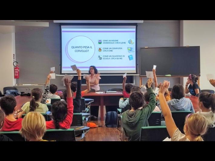 Ragazzi ricercatori per un giorno alla Sissa di Trieste