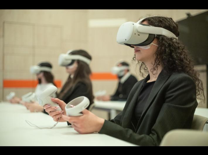 Metaverso diventa realt&agrave; nella scuola, sperimentazione a Milano