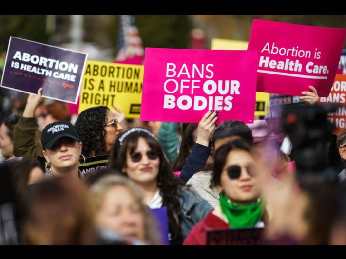 In Arizona torna lo spettro del divieto quasi totale di aborto