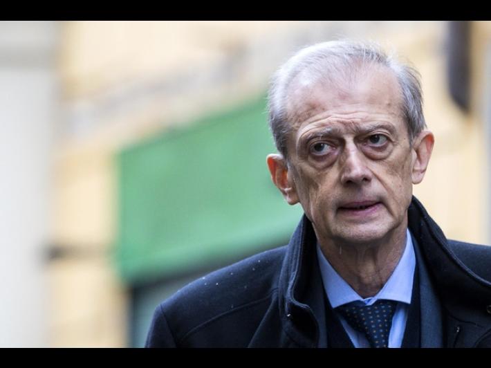 Addetti duty free, 'c'&egrave; un precedente furto di Fassino'