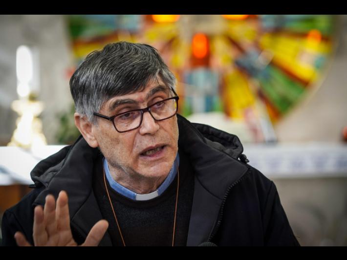 Don Patriciello, cos&igrave; a repentaglio la mia vita