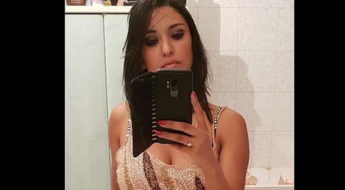 Influencer in ospedale con un foro nel petto: sospetti sul marito, si indaga per tentato omicidio