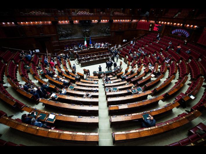 Opposizioni, ddl lavoro fermo alla Camera da 7 mesi, si ritiri